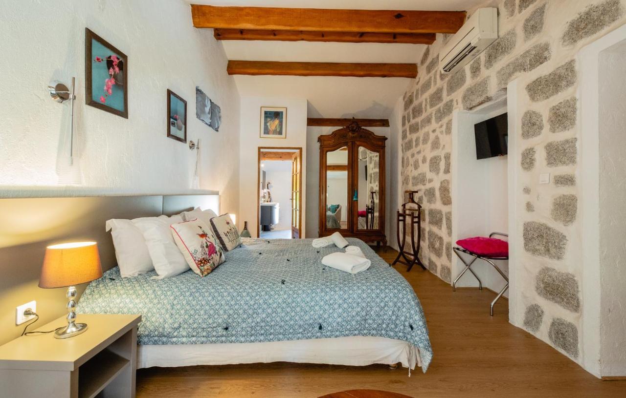 Auberge U N'Antru Versu San-Gavino-di-Carbini Luaran gambar
